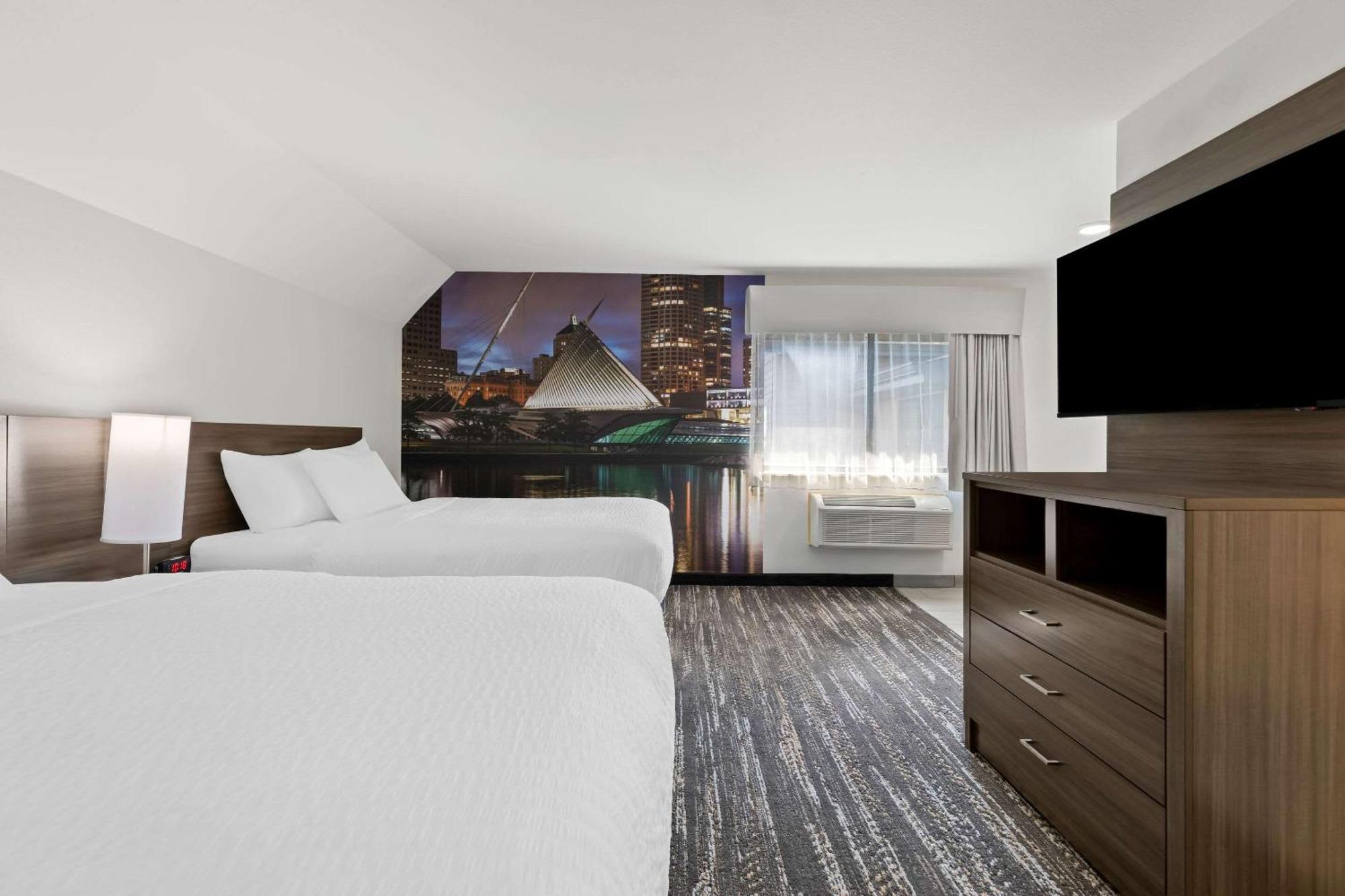 Hotel Clarion Pointe Milwaukee Zewnętrze zdjęcie